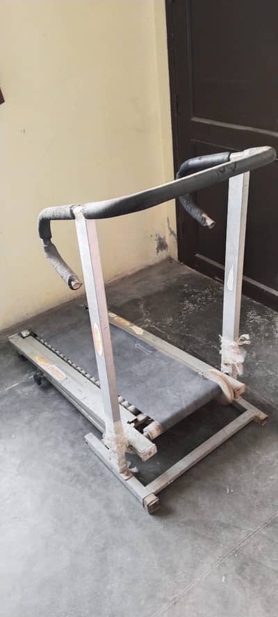 Manual Treadmill / Walking Machine – Good for Home Exercise