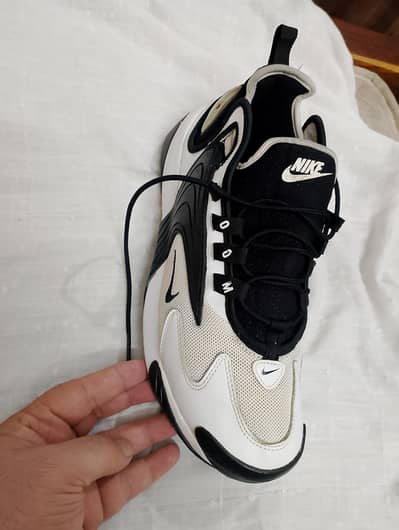 NIKE ZOOM