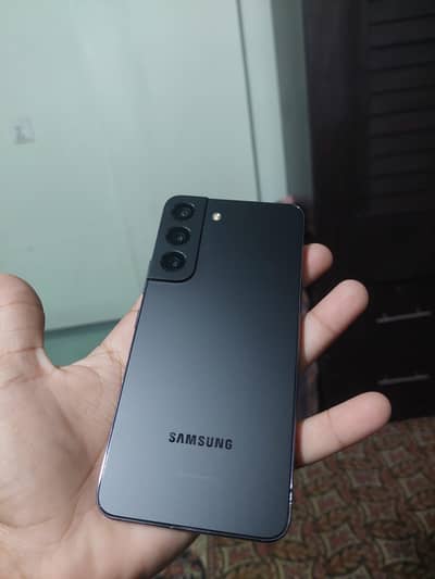Samsung Mobile S22