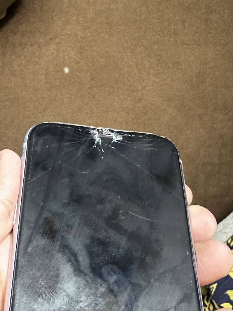 Apple iPhone 11 3
