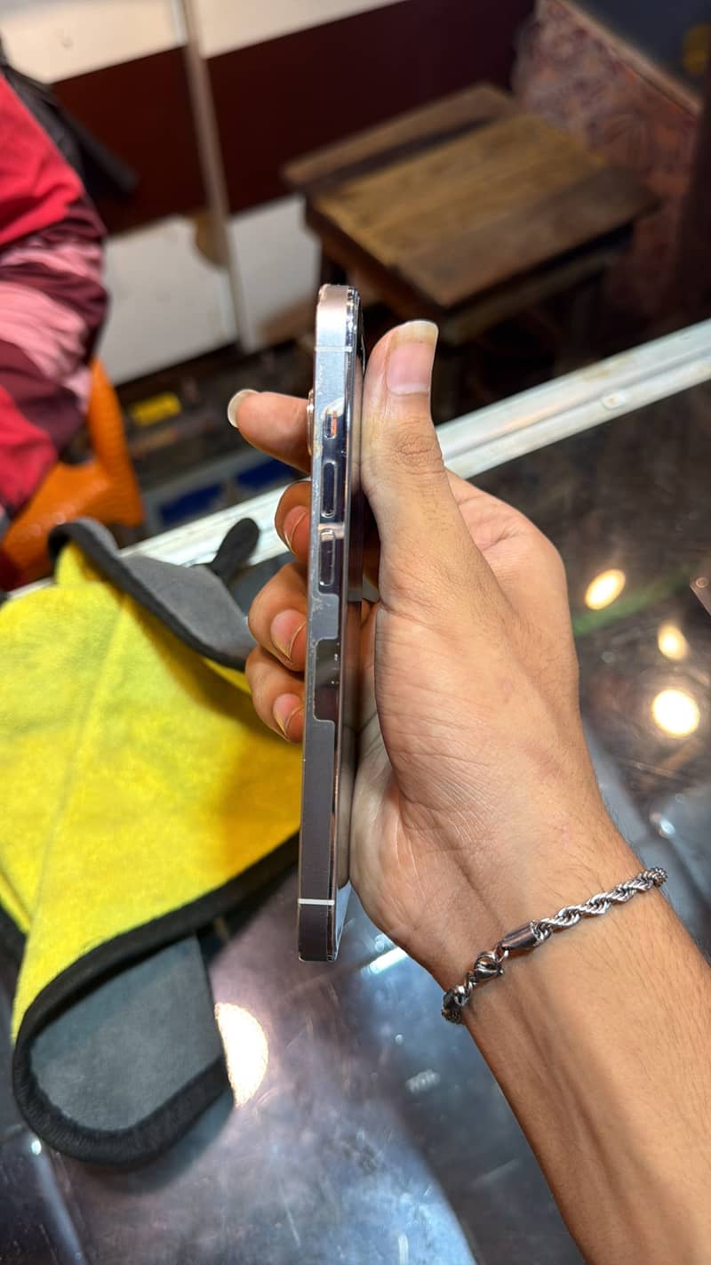 Apple iPhone 14 Pro 7