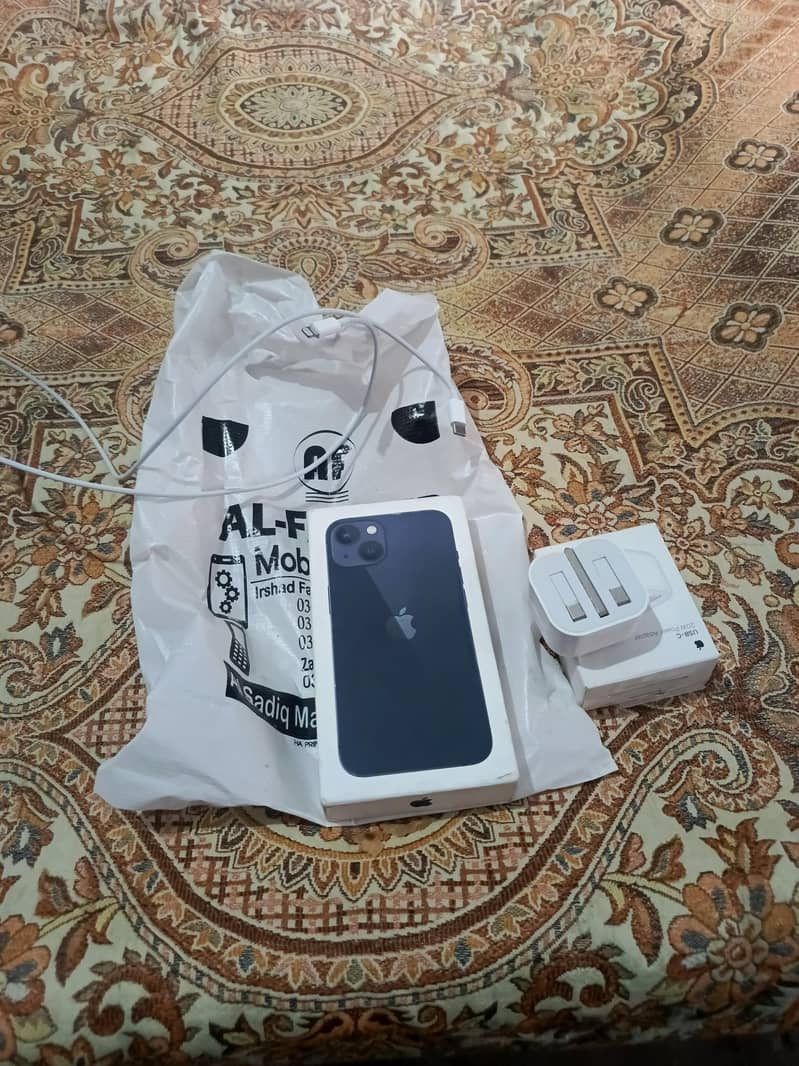 Apple iPhone 13 1