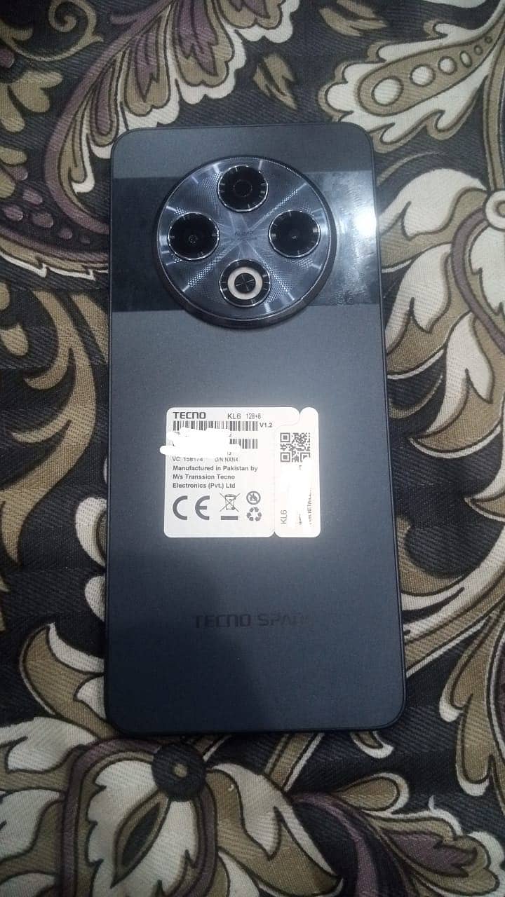 Tecno Spark 30 1