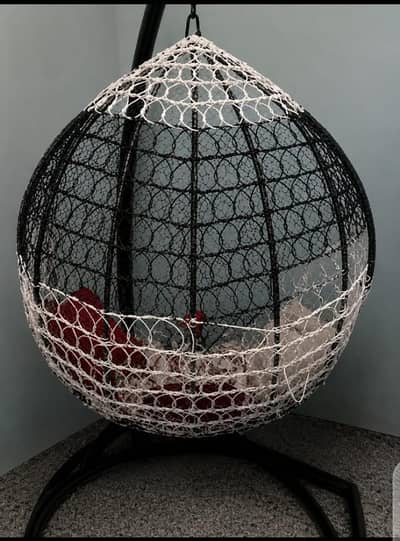 egg hanging chair ( jhoola)