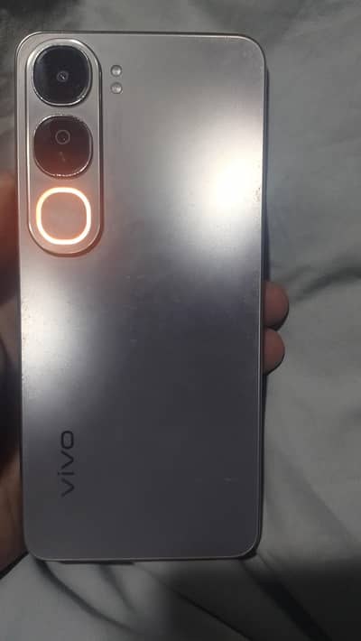 Vivo Y200