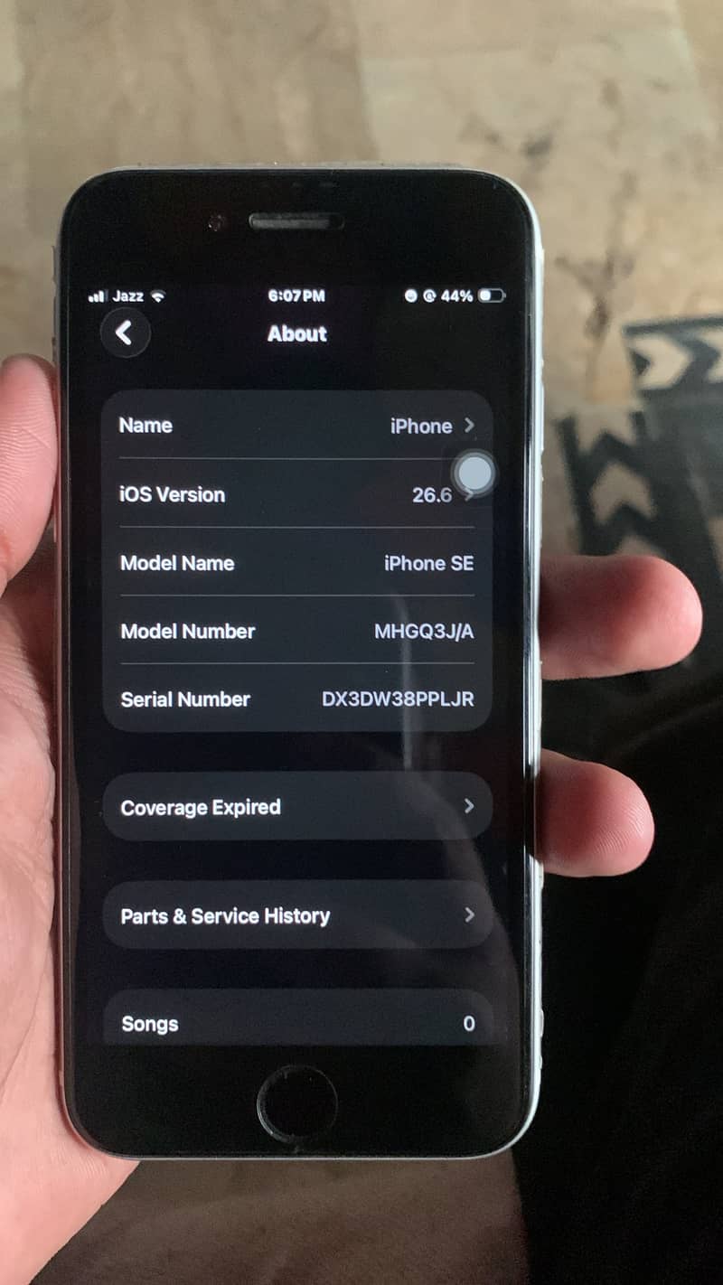 Apple iPhone SE 0