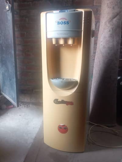 hot and cool water dispenser