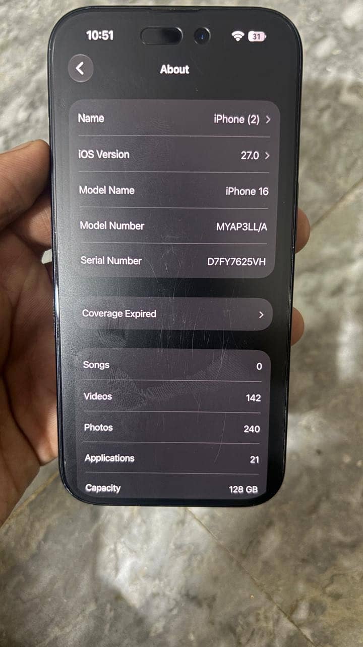 Apple iPhone 16 5