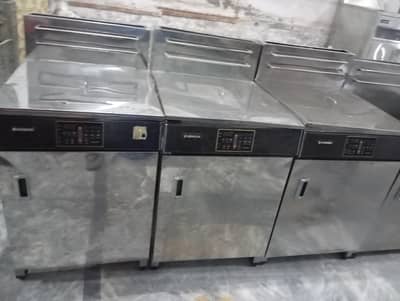 imported Fryer Genesis total original with warranty Rinnai fryer