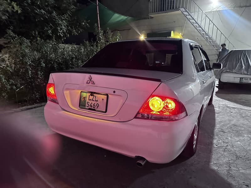 Lancer 2004 16