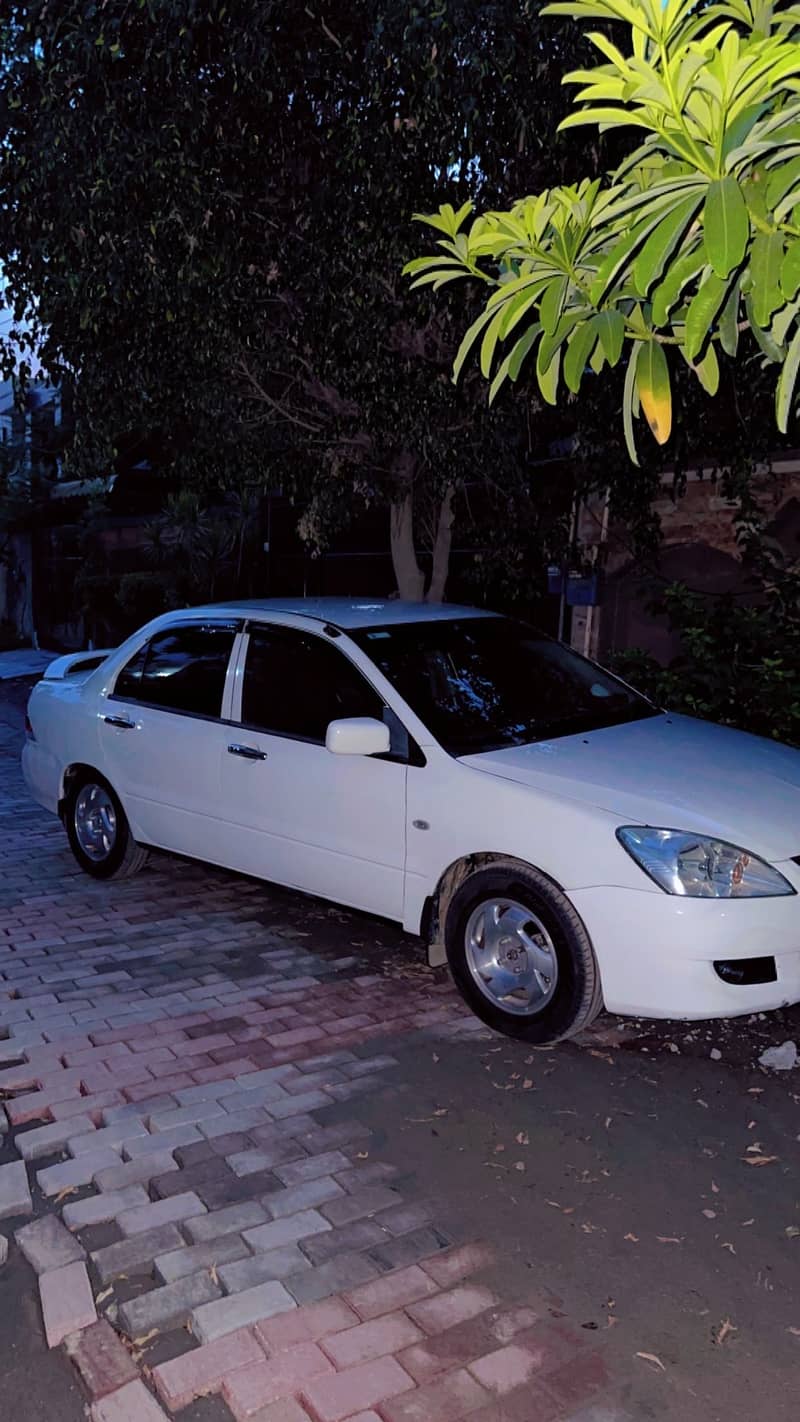 Lancer 2004 18