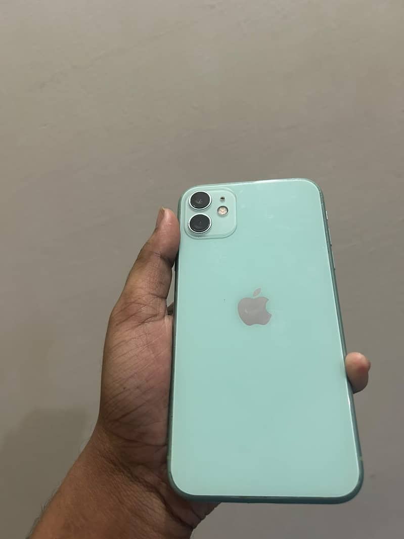 Apple iPhone 11 0