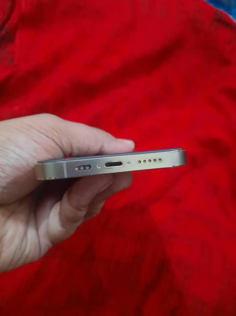 Apple iPhone 12 Pro 5