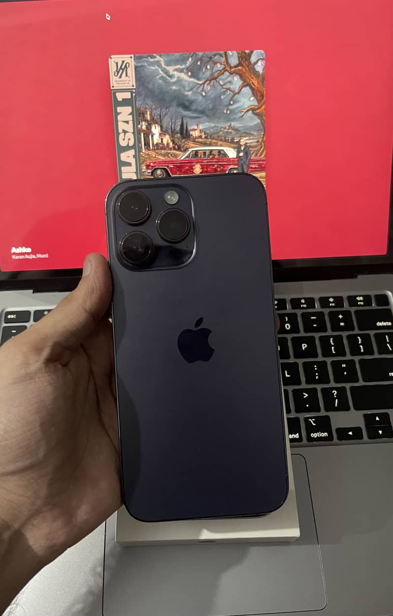 Apple iPhone 14 Pro Max 1
