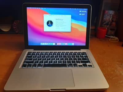 Macbook Pro 2012 mid (13 inches)/ 16gb RAM/ macOS 11 Bigsur (patched)