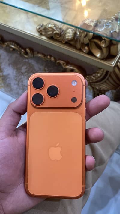 Apple iPhone 17 Pro jv