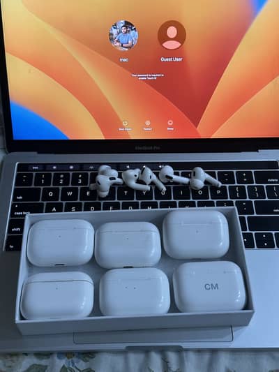 AirPods Pro case ,sides