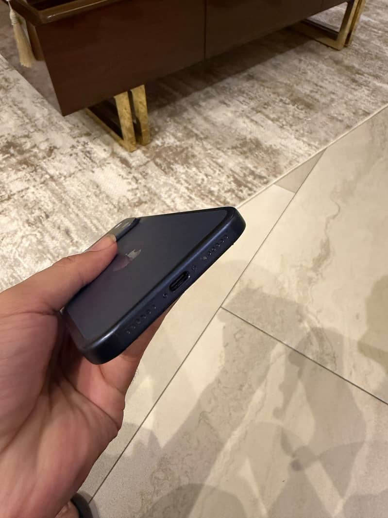 Apple iPhone 17 Pro Max 1