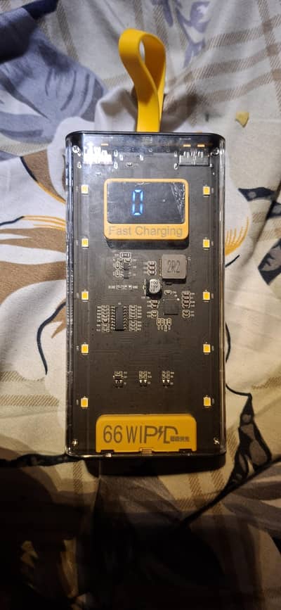 20000 MAH powrr bank 65w charging