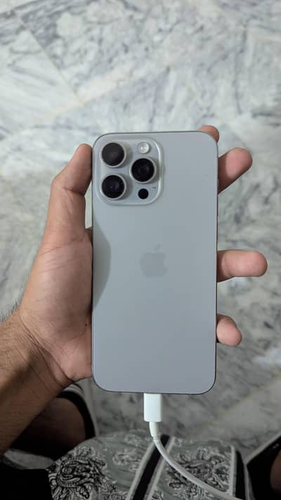 iPhone 15 Pro Max 256gb