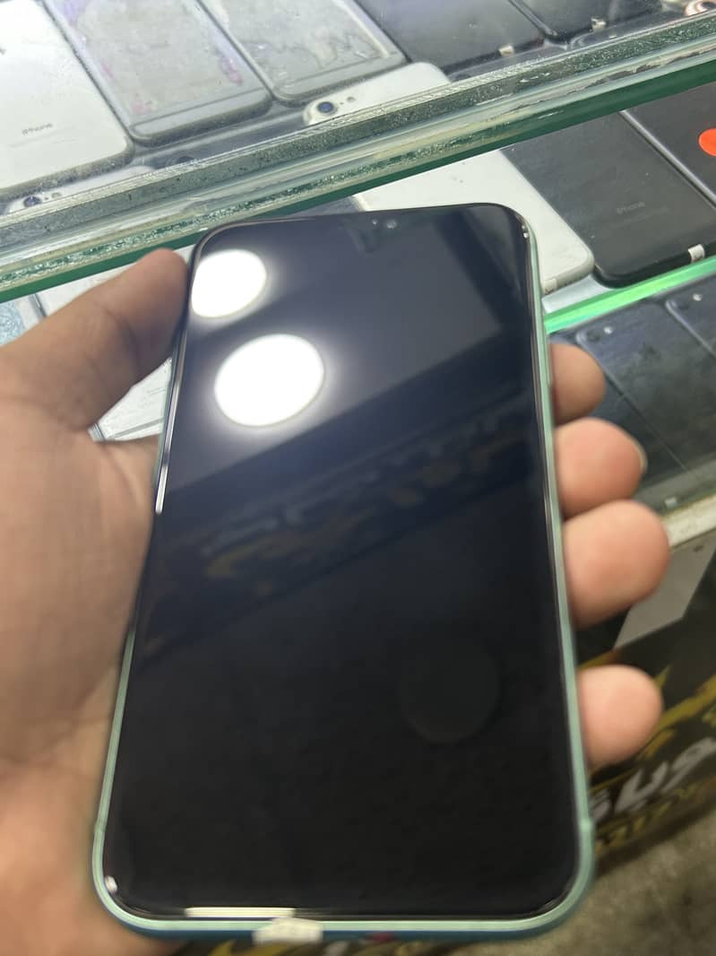 Apple iPhone 11 2