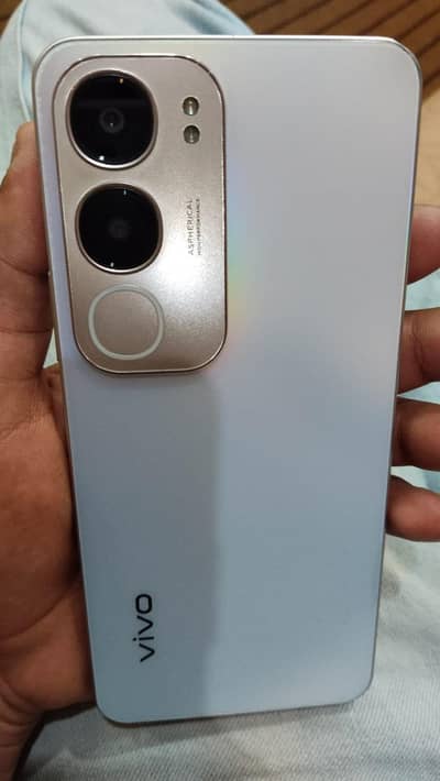 Vivo Y19s 4+4 128gb urgent for sale