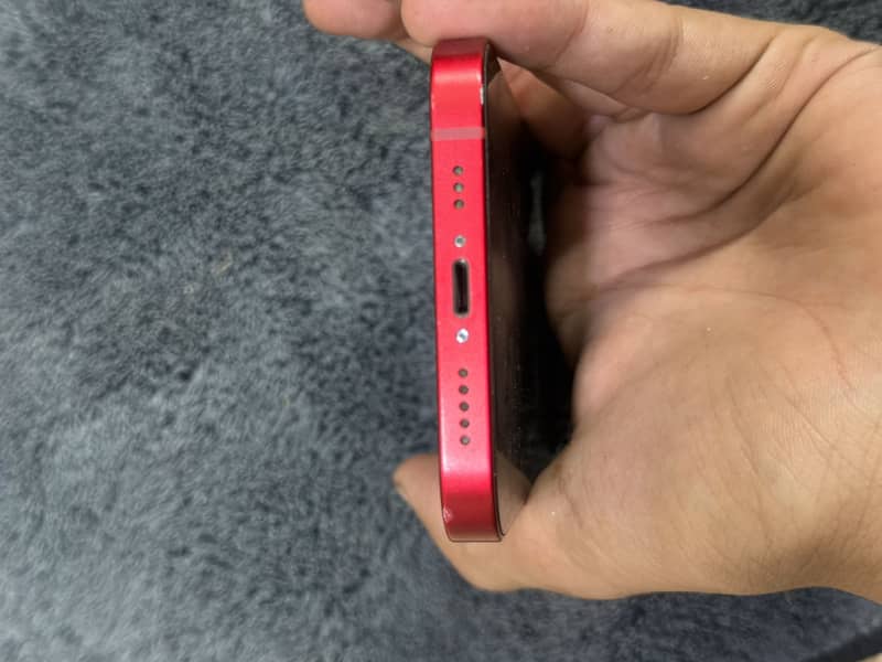 Apple iPhone 13 3