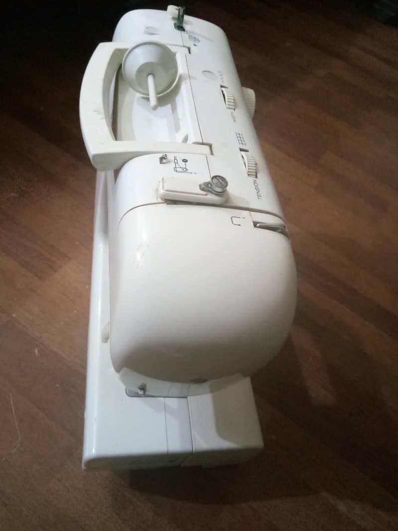 Singer Sewing Machine 2