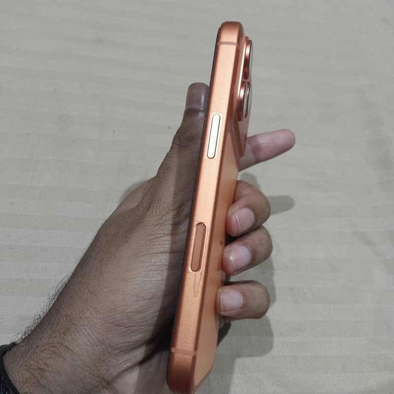 Apple iPhone 17 Pro 6