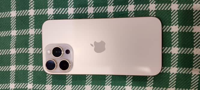 Apple iPhone 16 Pro Max