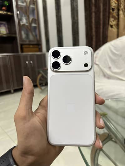 Apple iPhone 17 Pro Max JV