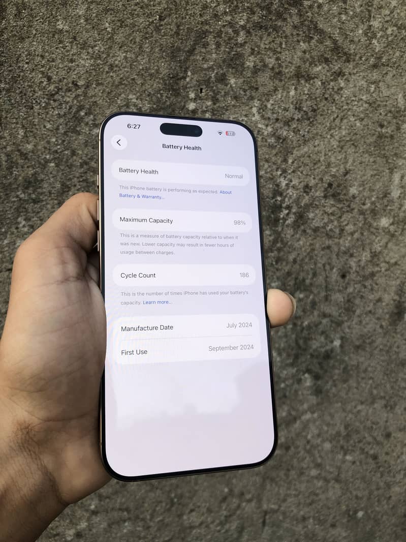 Apple iPhone 16 Pro Max 6