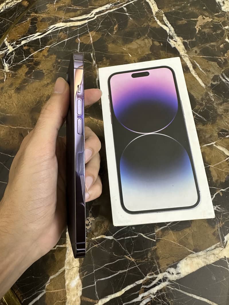 Apple iPhone 14 Pro Max 1