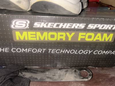 Skechers origional with box from thiland Slightly used in black