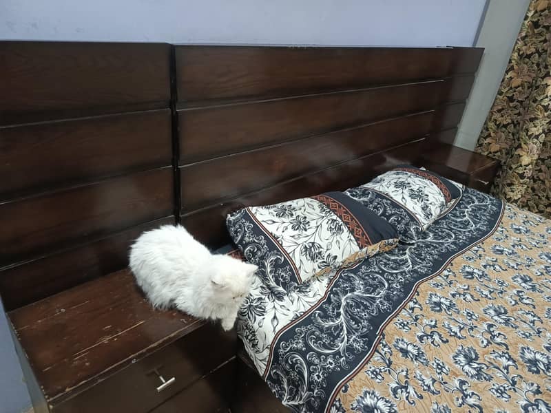 Bed set with dressing 3