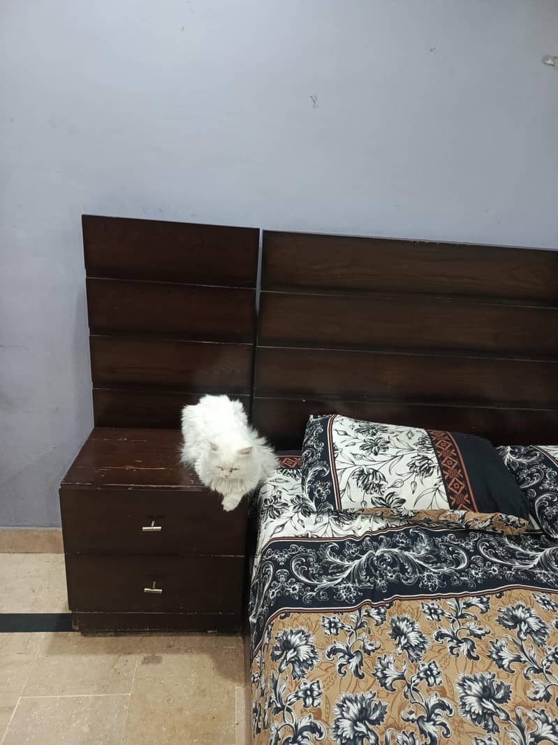 Bed set with dressing 5