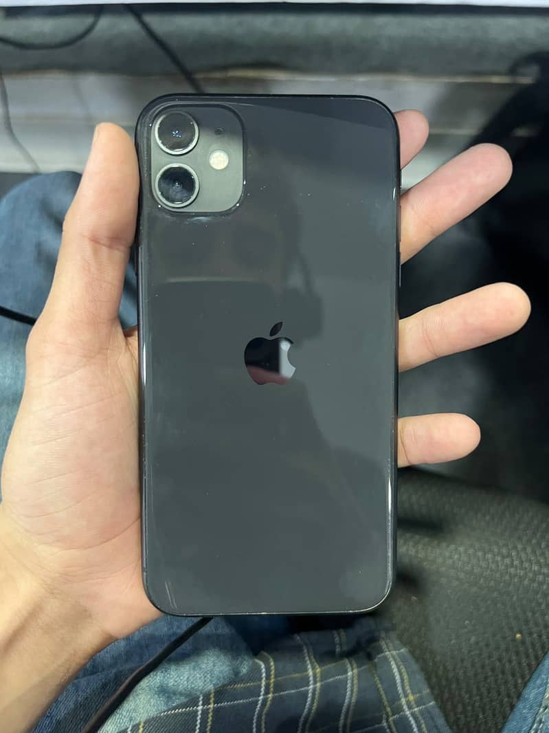 Apple iPhone 11 3