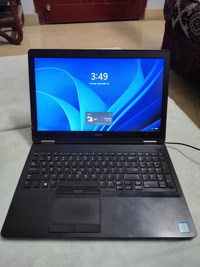 Dell latitude E5570 i7 6820HQ (i7 6th gen)