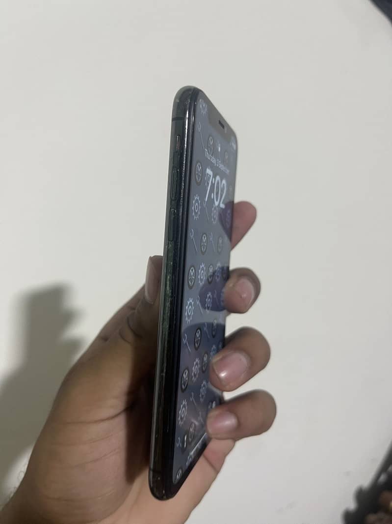 Apple iPhone X 6