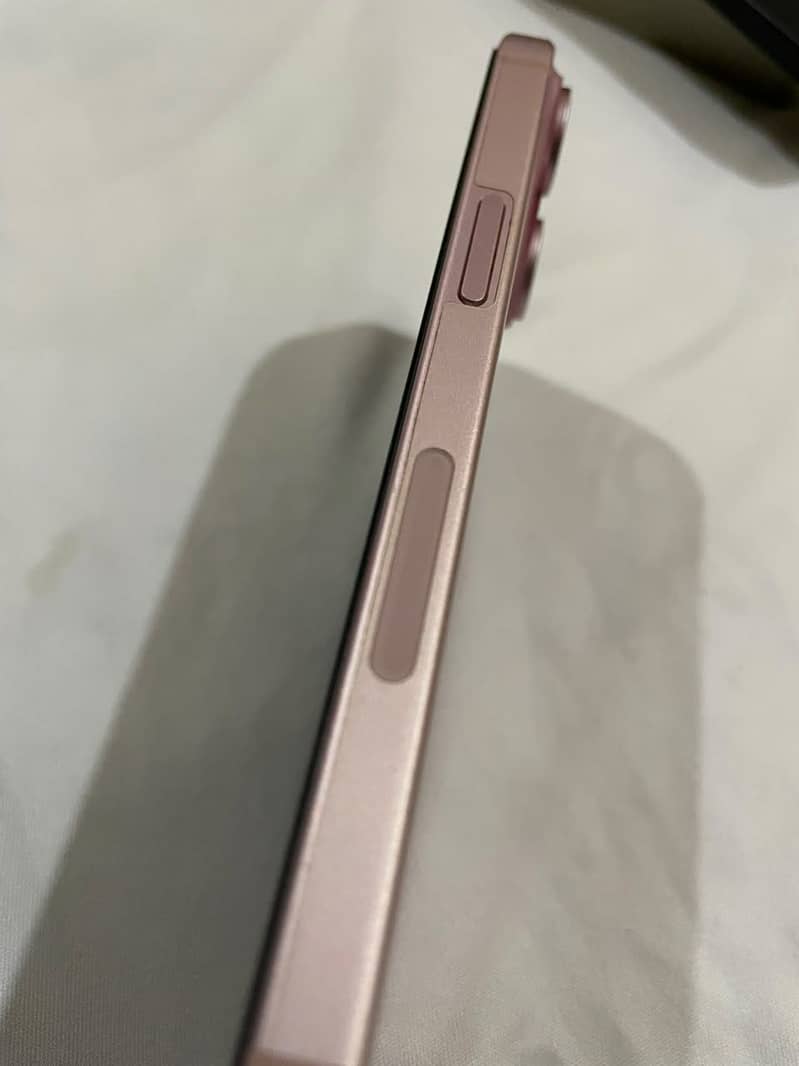 Apple iPhone 15 1