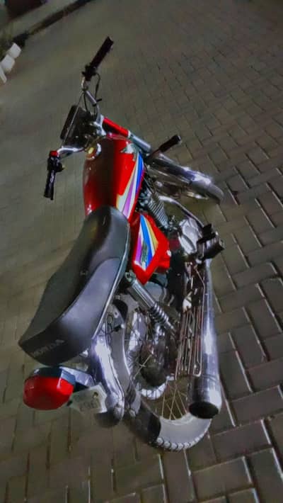 For çontaCt 03366603376 . . whatsàp ally Old model geniun honda loveR