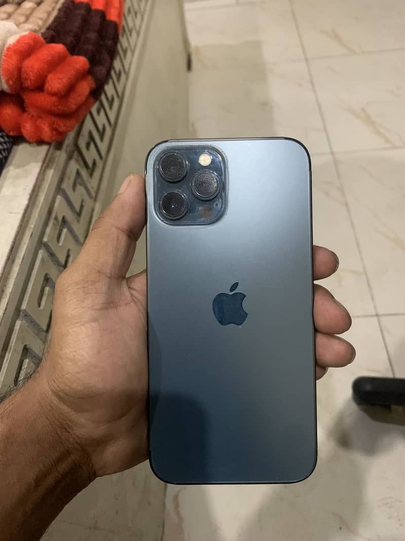 Apple iPhone 12 Pro Max 3