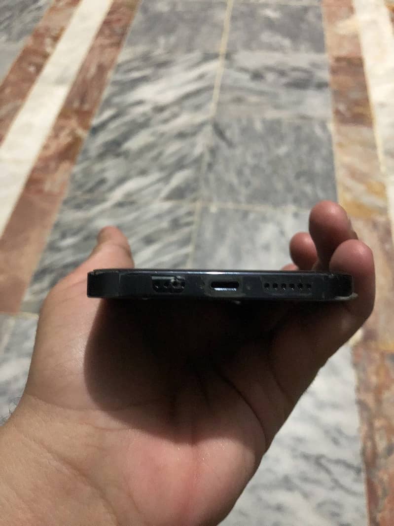 Apple iPhone 12 Pro Max 2