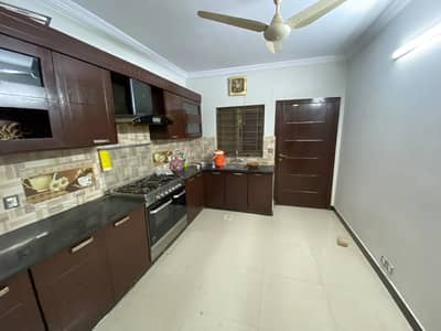 Rawalpindi Bahria Town Phase8 10 Marla Brand New Condition House Available For Rent
