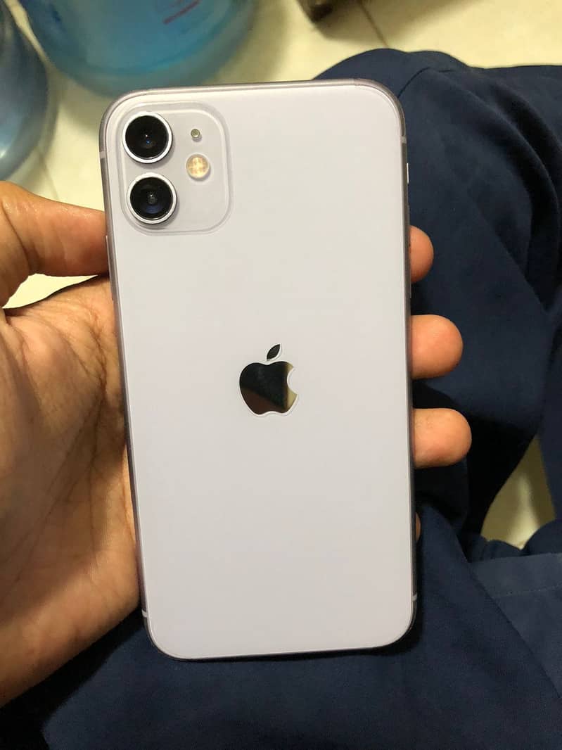Apple iPhone 11 0