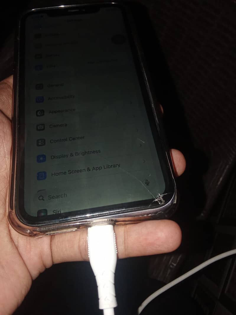 Apple iPhone 11 3