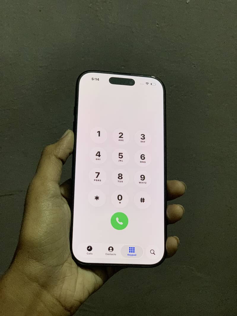 Apple iPhone 16 Pro 4