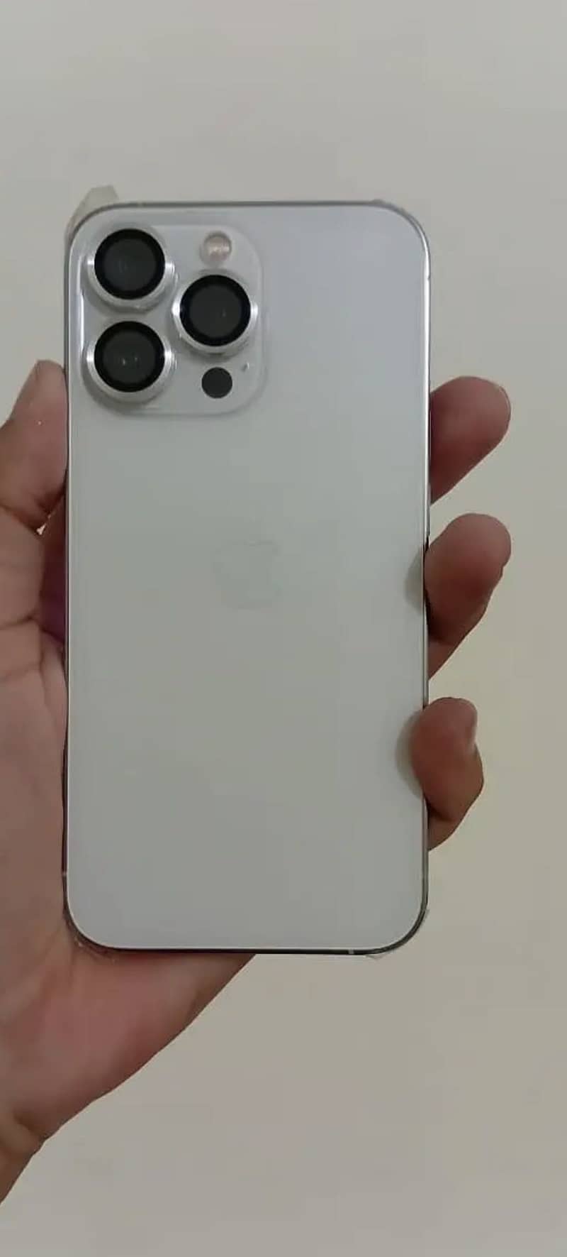 Apple iPhone 13 Pro 0