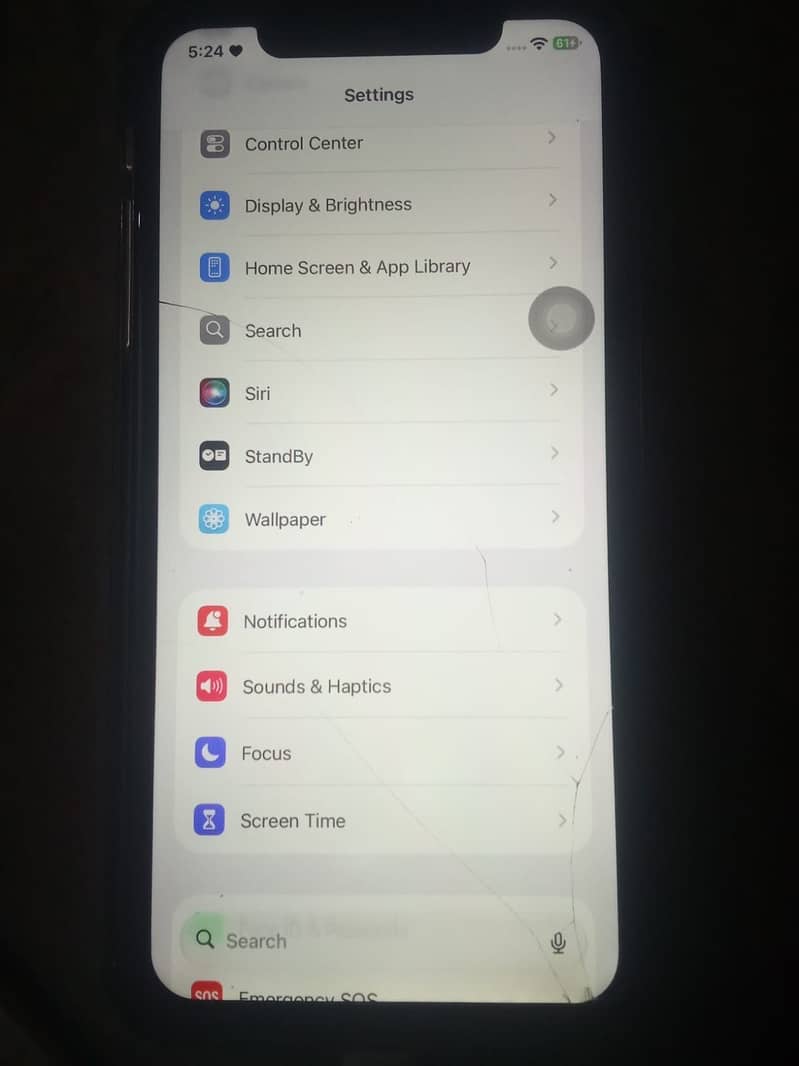 Apple iPhone 11 4
