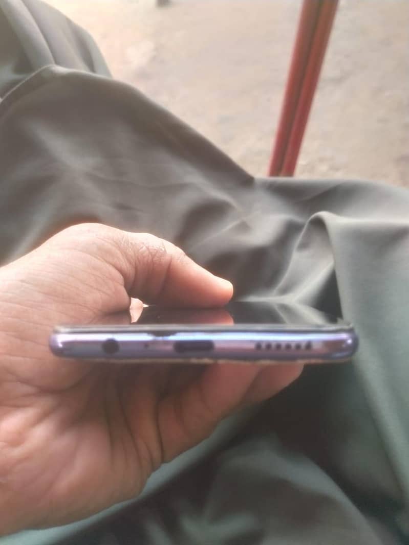 Vivo V21e 2